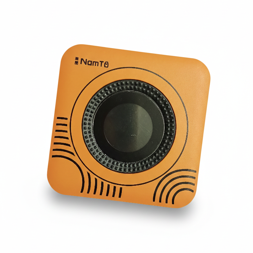 NamTu T6R LED light with stand