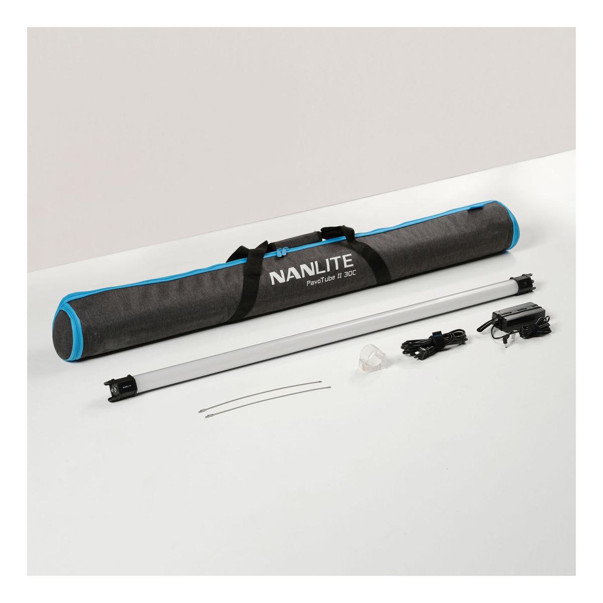 Nanlite PavoTube II 30C 120cm RGB LED Tube Light 1 Nanlite PavoTube II 30C 120cm RGB LED Tube Light